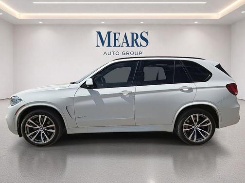 Alpine White 2018 BMW X5 xDrive50i