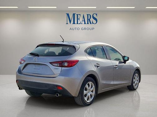 2015 Mazda Mazda3 i Sport