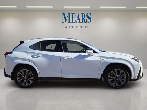 2022 Lexus UX 200 F Sport