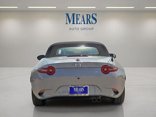 Aero Gray Metallic 2026 Mazda MX-5 Miata Grand Touring
