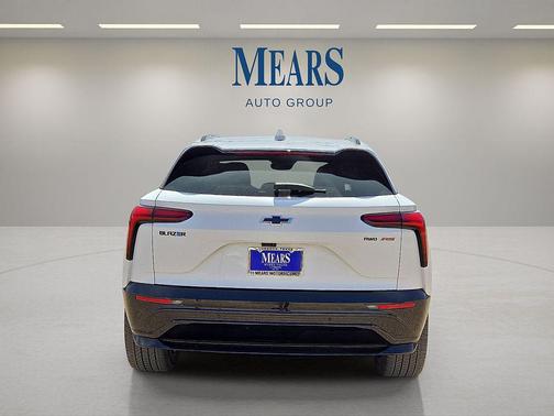 Summit White 2024 Chevrolet Blazer EV eAWD RS