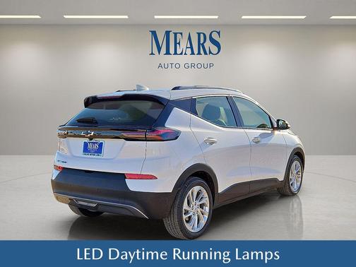 2023 Chevrolet Bolt EUV FWD LT