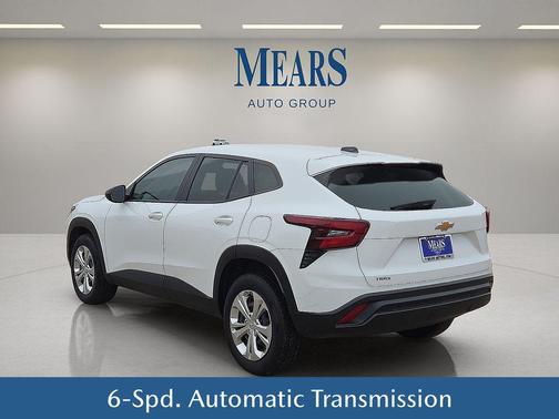 2024 Chevrolet Trax LS