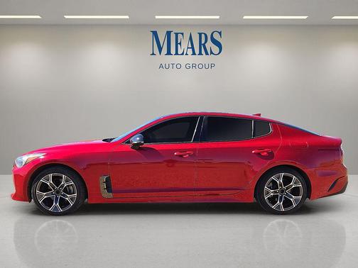 2020 Kia Stinger GT-Line