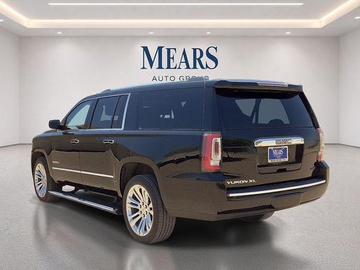 Onyx Black 2020 GMC Yukon XL Denali