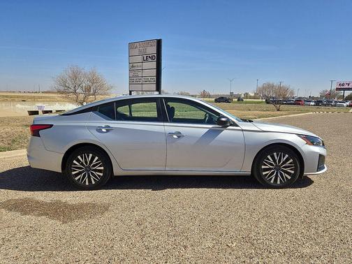 2025 Nissan Altima 2.5 SV