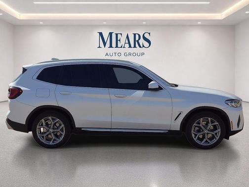 White Metallic 2023 BMW X3 sDrive30i