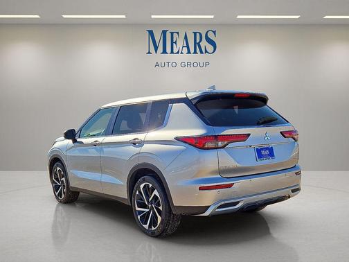 2024 Mitsubishi Outlander SE Black Edition S-AWC