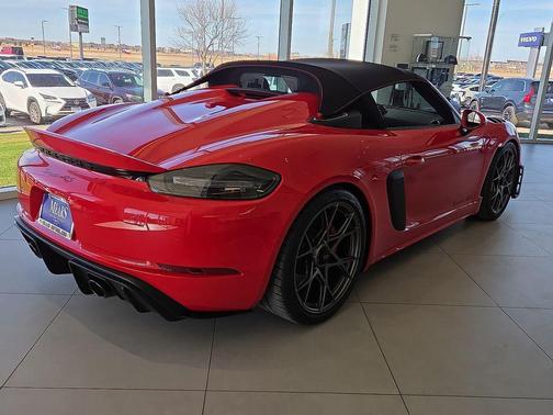 2025 Porsche 718 Spyder RS