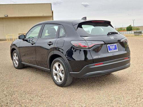 Crystal Black Pearl 2025 Honda HR-V LX