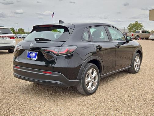 Crystal Black Pearl 2025 Honda HR-V LX