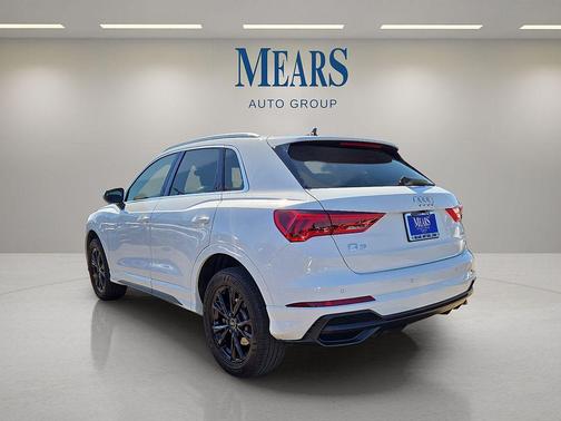 2021 Audi Q3 45 S line Premium