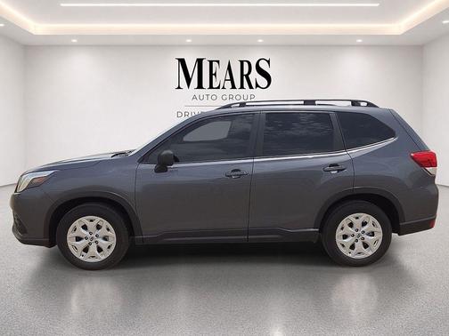 Magnetite Gray Metallic 2023 Subaru Forester Base