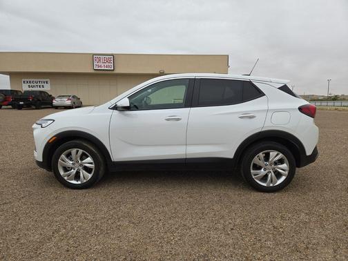 Summit White 2025 Buick Encore GX Preferred