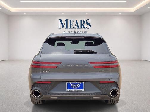 Himalayan Gray 2022 Genesis GV70 3.5T AWD Sport