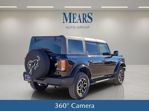 2022 Ford Bronco Outer Banks