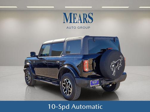 2022 Ford Bronco Outer Banks