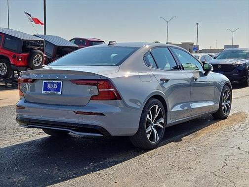 2025 Volvo S60 B5 Core