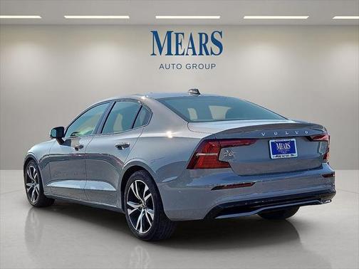 2025 Volvo S60 B5 Core
