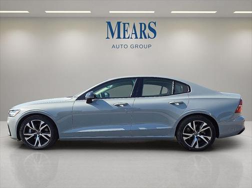 2025 Volvo S60 B5 Core