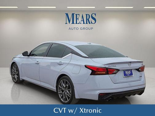 2024 Nissan Altima SR VC-Turbo FWD