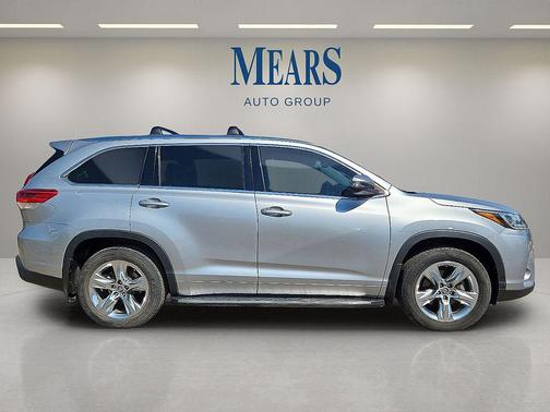 2017 Toyota Highlander Limited
