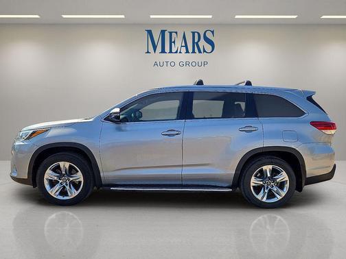 2017 Toyota Highlander Limited