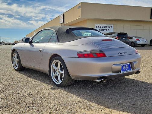 2002 Porsche 911 Carrera 4