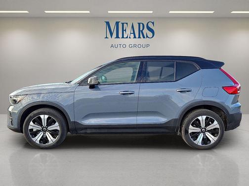 2023 Volvo XC40 Recharge Pure Electric Twin Plus