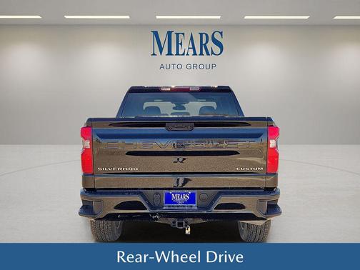2024 Chevrolet Silverado 1500 Custom
