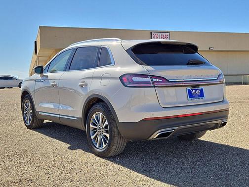 2023 Lincoln Nautilus Standard