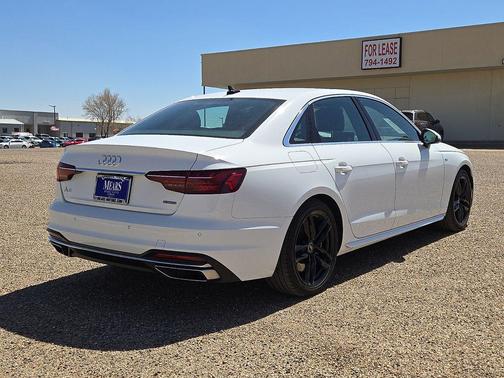 2024 Audi A4 45 S line Premium Plus