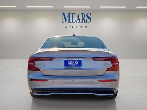2025 Volvo S60 B5 Core