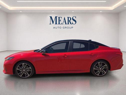 Supersonic Red/Midnight Black Metallic 2025 Toyota Camry XSE
