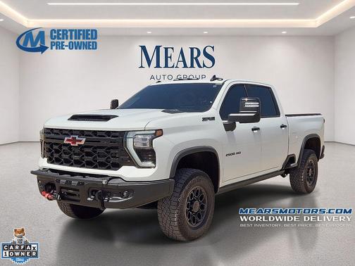 Summit White 2024 Chevrolet Silverado 2500 4WD Crew Cab Standard Bed ZR2