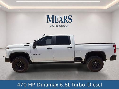 Summit White 2024 Chevrolet Silverado 2500 4WD Crew Cab Standard Bed ZR2