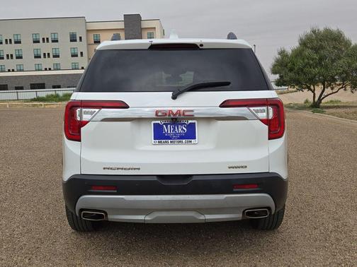 Summit White 2023 GMC Acadia AWD SLT