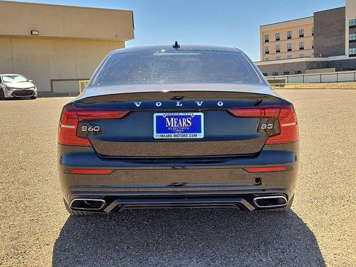 Black Stone 2022 Volvo S60 T5 Momentum