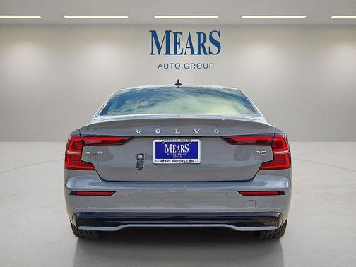 2025 Volvo S60 B5 Core