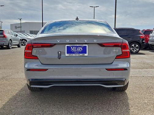 2025 Volvo S60 B5 Core