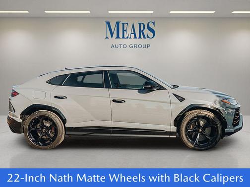 2019 Lamborghini Urus 