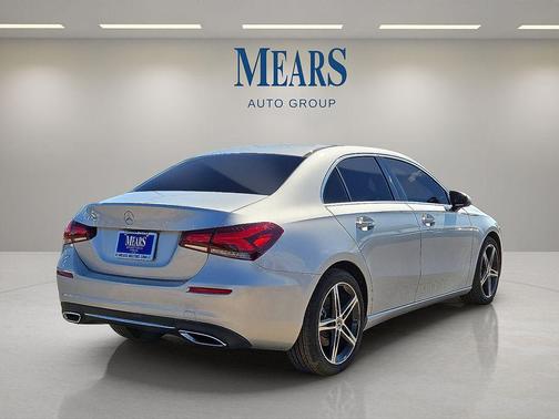 2022 Mercedes-Benz A-Class A 220