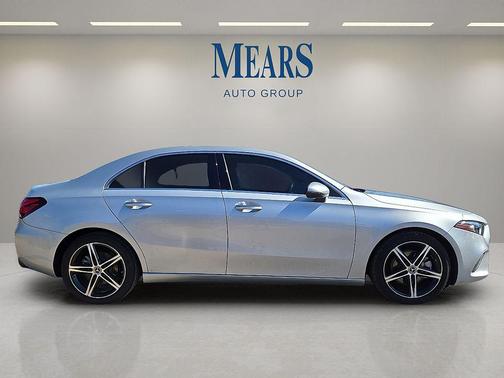 2022 Mercedes-Benz A-Class A 220
