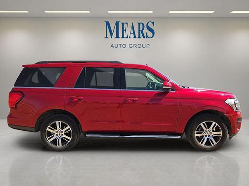 2022 Ford Expedition XLT