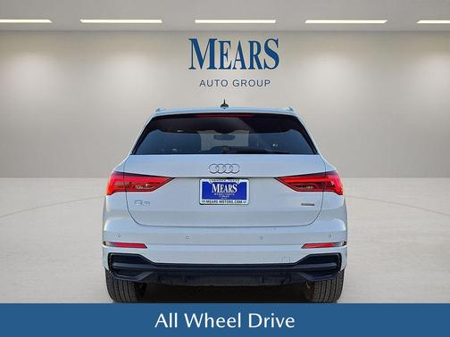 2024 Audi Q3 Premium 45 TFSI S line quattro Tiptronic