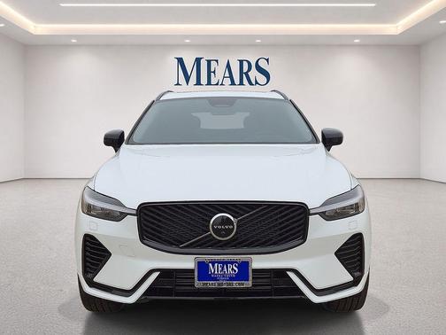Crystal White Metallic 2026 Volvo XC60 Plug-In Hybrid Ultra, T8 AWD Electric/Gasoline, Dark