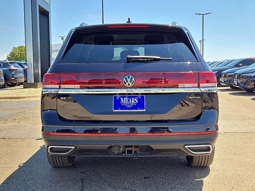 2025 Volkswagen Atlas 2.0T SE w/Technology 4MOTION