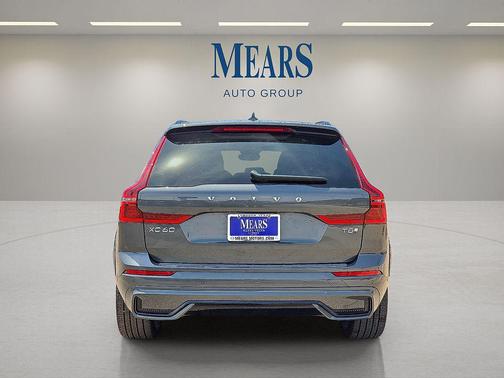 2026 Volvo XC60 Plug-In Hybrid T8 Ultra