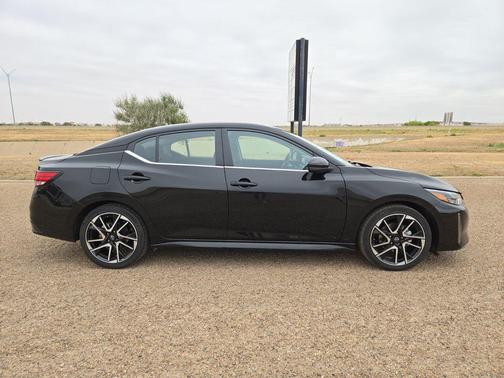 Super Black 2025 Nissan Sentra SR