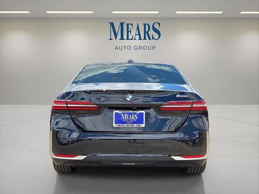 2024 BMW 530 i